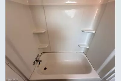 225 S Hamilton Street, Eden, NC 27288 - Photo 23