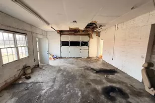 225 S Hamilton St, Eden, NC 27288 - Photo 9