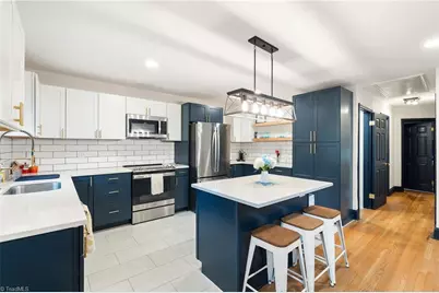 817 Brent Street, Winston-Salem, NC 27103 - Photo 1