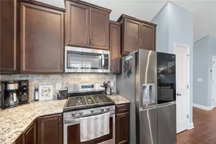 2453 Glenkirk Dr, Burlington, NC 27215 - Photo 17