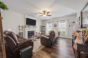 196 Elisha Creek Dr, Mocksville, NC 27028 - Photo 3