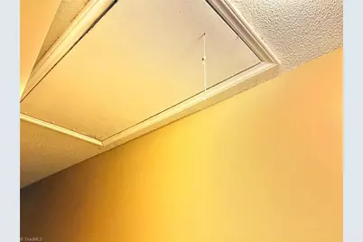 3934 New Garden Park, Greensboro, NC 27410 - Photo 15