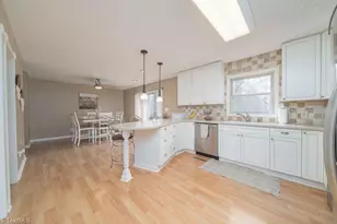 6148 Brinkley Park Dr, Belews Creek, NC 27009 - Photo 7