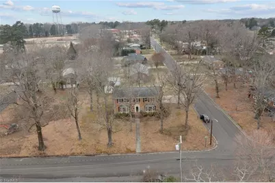 301 Jones Street, Graham, NC 27253 - Photo 5