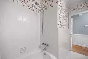 301 Jones St, Graham, NC 27253 - Photo 23