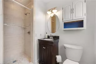 301 Jones St, Graham, NC 27253 - Photo 29