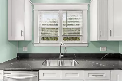 443 W Lexington Avenue, High Point, NC 27262 - Photo 13