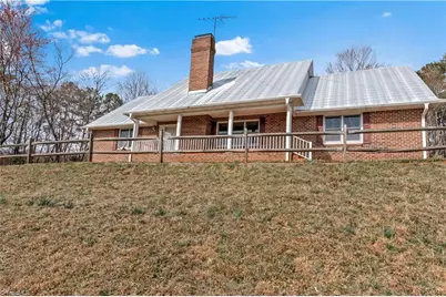 120 Skyline Drive, Elkin, NC 28621 - Photo 3