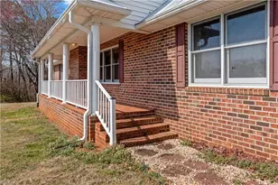 120 Skyline Dr, Elkin, NC 28621 - Photo 5