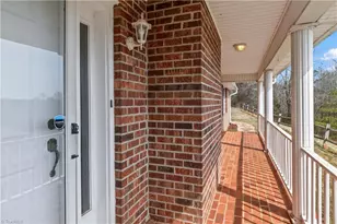 120 Skyline Dr, Elkin, NC 28621 - Photo 9
