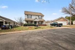 165 Cameron Way Cir, Winston-Salem, NC 27103 - Photo 3