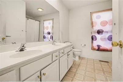 165 Cameron Way Circle, Winston-Salem, NC 27103 - Photo 21