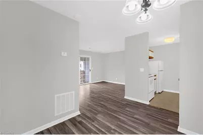 511 Mystic Drive #E, Greensboro, NC 27406 - Photo 13