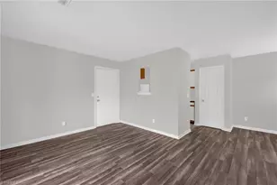 511 Mystic Dr, Greensboro, NC 27406 - Photo 9