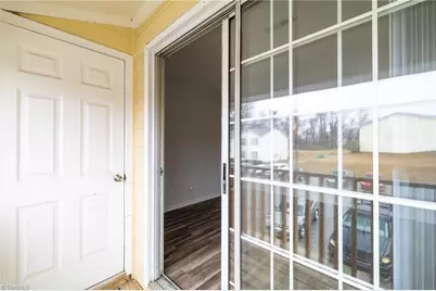 511 Mystic Drive #E, Greensboro, NC 27406 - Photo 5