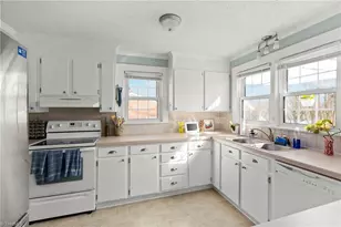 1256 Irving St, Winston-Salem, NC 27103 - Photo 7