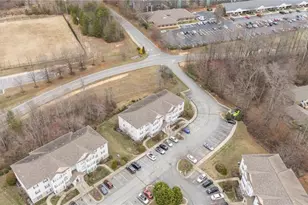 6121 Hedgecock Cir, High Point, NC 27265 - Photo 23