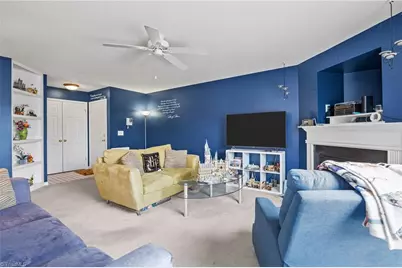 6121 Hedgecock Circle #Unit 2C, High Point, NC 27265 - Photo 5