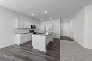 318 Shiloh Wy, Mebane, NC 27302 - Photo 5