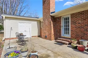 105 Oakview Dr, Elon, NC 27244 - Photo 27