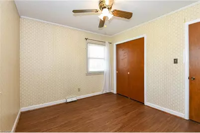 416 Greenwood Drive, High Point, NC 27262 - Photo 25