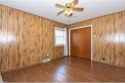 416 Greenwood Drive, High Point, NC 27262 - Photo 17