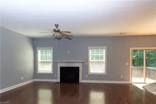 5409 Torwood Dr, Greensboro, NC 27409 - Photo 7