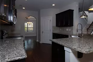 5409 Torwood Dr, Greensboro, NC 27409 - Photo 5