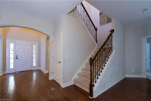 5409 Torwood Dr, Greensboro, NC 27409 - Photo 5