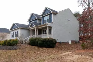 5409 Torwood Dr, Greensboro, NC 27409 - Photo 27