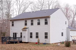 5409 Torwood Dr, Greensboro, NC 27409 - Photo 23