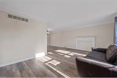 4902 Forest Oaks Drive, Greensboro, NC 27406 - Photo 5