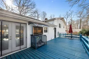 4902 Forest Oaks Dr, Greensboro, NC 27406 - Photo 35