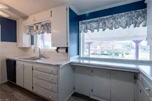 520 Gales Ave, Winston-Salem, NC 27103 - Photo 9