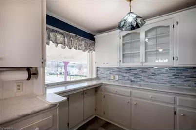 520 Gales Avenue, Winston-Salem, NC 27103 - Photo 7