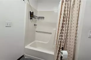 125 Benfield Dr, Jefferson, NC 28640 - Photo 17