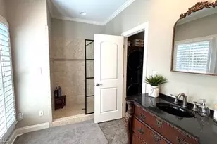 624 N Elm St, Greensboro, NC 27401 - Photo 15