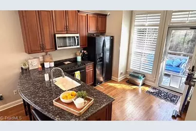 624 N Elm Street #A, Greensboro, NC 27401 - Photo 7