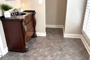 624 N Elm St, Greensboro, NC 27401 - Photo 17