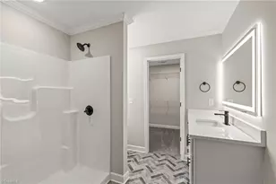 144 Hewes St, Winston-Salem, NC 27103 - Photo 15