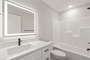 144 Hewes St, Winston-Salem, NC 27103 - Photo 23