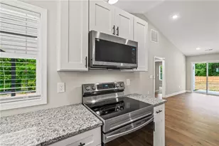 144 Hewes St, Winston-Salem, NC 27103 - Photo 5