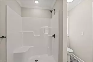 144 Hewes St, Winston-Salem, NC 27103 - Photo 17