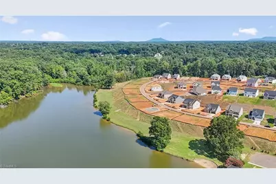 4598 Hanes Lake Drive, Winston-Salem, NC 27106 - Photo 17