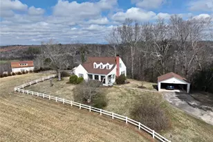 720 Woodland Blvd, Wilkesboro, NC 28697 - Photo 43