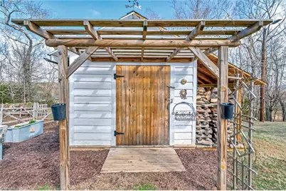 720 Woodland Boulevard, Wilkesboro, NC 28697 - Photo 41