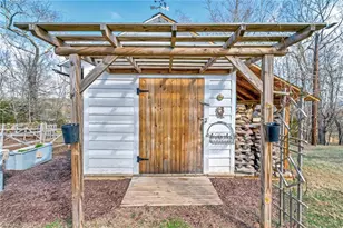 720 Woodland Blvd, Wilkesboro, NC 28697 - Photo 41