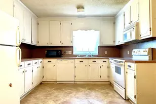 528 Carol Leigh Dr, Gibsonville, NC 27249 - Photo 5
