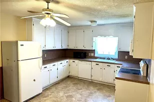 528 Carol Leigh Dr, Gibsonville, NC 27249 - Photo 7