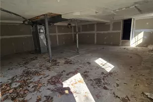 912 Friendly Rd, Eden, NC 27288 - Photo 15